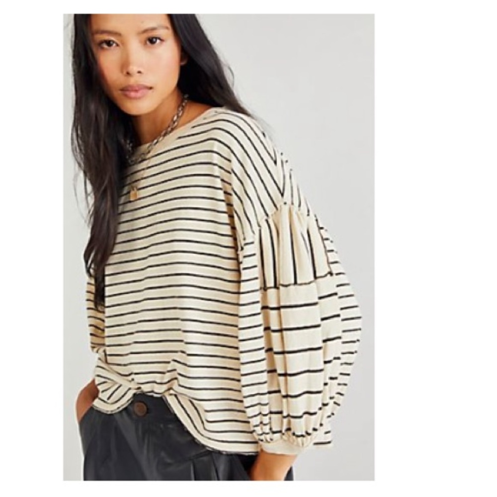 Striped Black and White Long Sleeve Top
